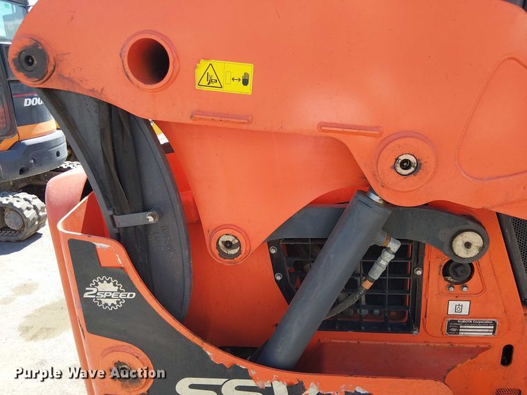 image for item EU2551 2020 Kubota SSV65 skid steer loader