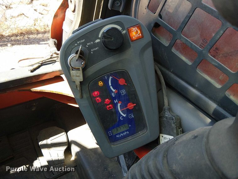 image for item EU2551 2020 Kubota SSV65 skid steer loader