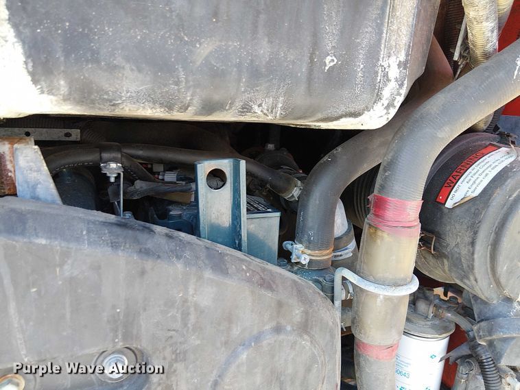 image for item EU2551 2020 Kubota SSV65 skid steer loader