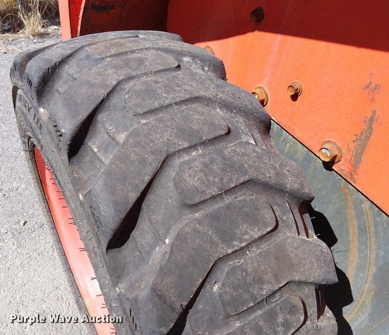 image for item EU2551 2020 Kubota SSV65 skid steer loader