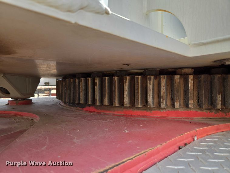 image for item EU3702 2005 Link-Belt HTT8690 crane