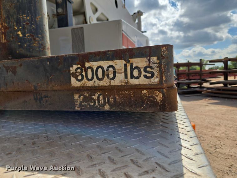 image for item EU3702 2005 Link-Belt HTT8690 crane