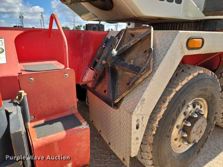 image for item EU3702 2005 Link-Belt HTT8690 crane