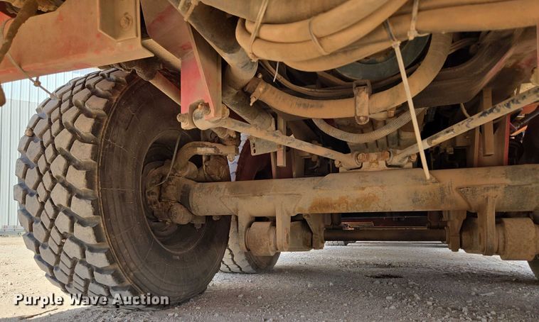 image for item EU3702 2005 Link-Belt HTT8690 crane