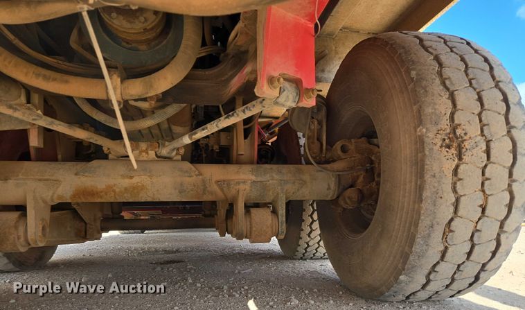 image for item EU3702 2005 Link-Belt HTT8690 crane