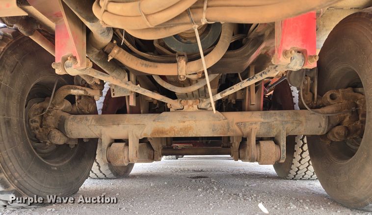 image for item EU3702 2005 Link-Belt HTT8690 crane