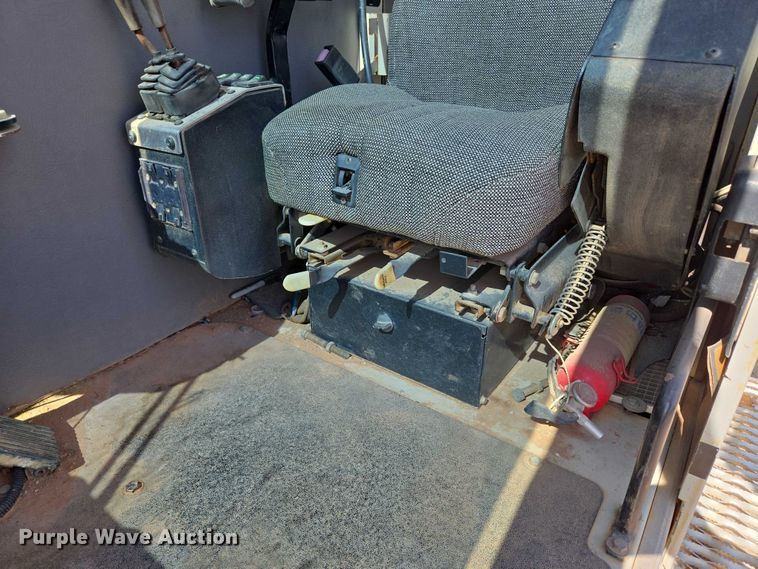 image for item EU3702 2005 Link-Belt HTT8690 crane