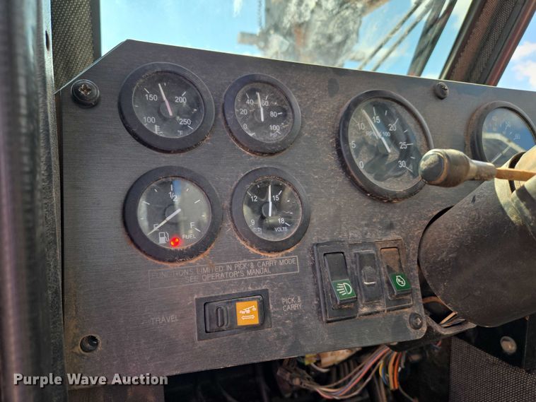 image for item EU3702 2005 Link-Belt HTT8690 crane