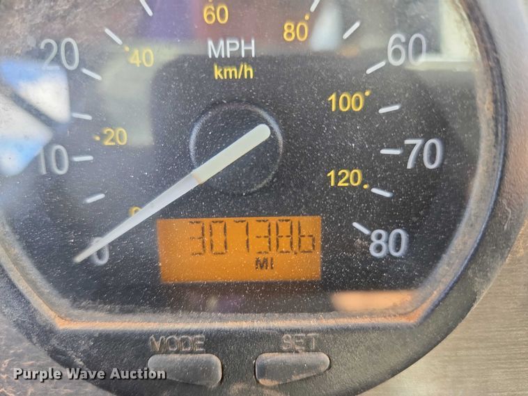 image for item EU3702 2005 Link-Belt HTT8690 crane