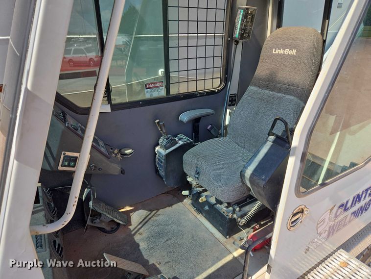 image for item EU3702 2005 Link-Belt HTT8690 crane