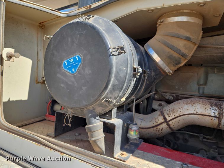 image for item EU3702 2005 Link-Belt HTT8690 crane