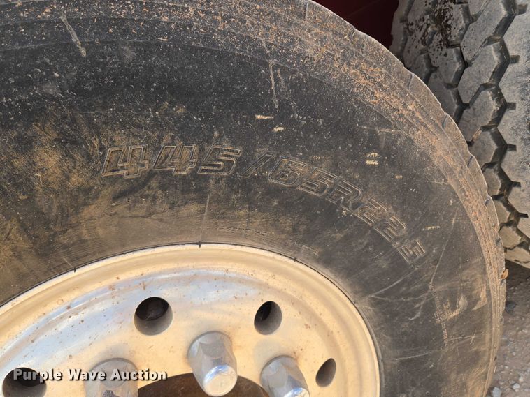 image for item EU3702 2005 Link-Belt HTT8690 crane