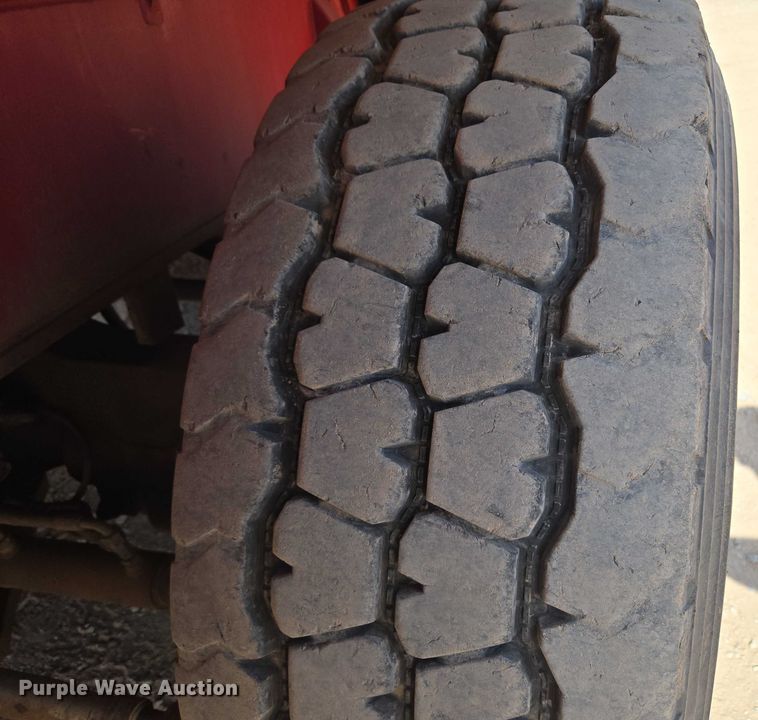 image for item EU3702 2005 Link-Belt HTT8690 crane