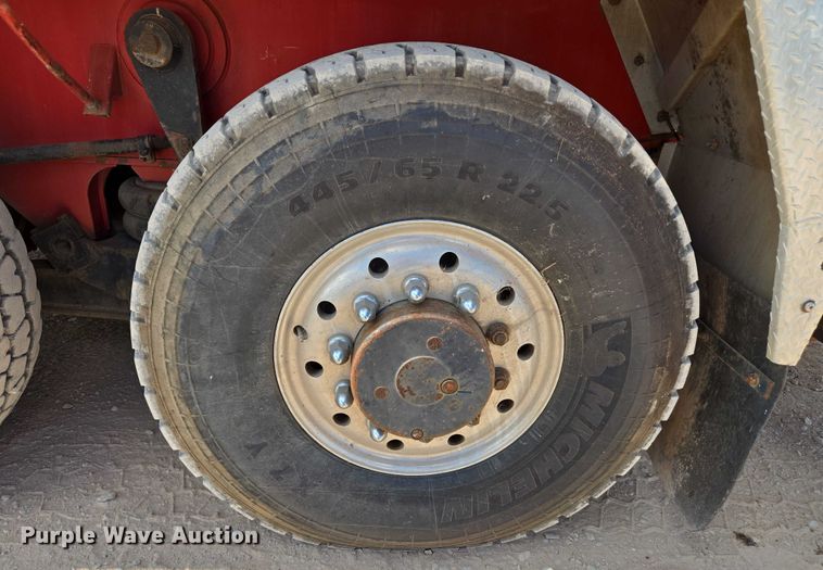 image for item EU3702 2005 Link-Belt HTT8690 crane