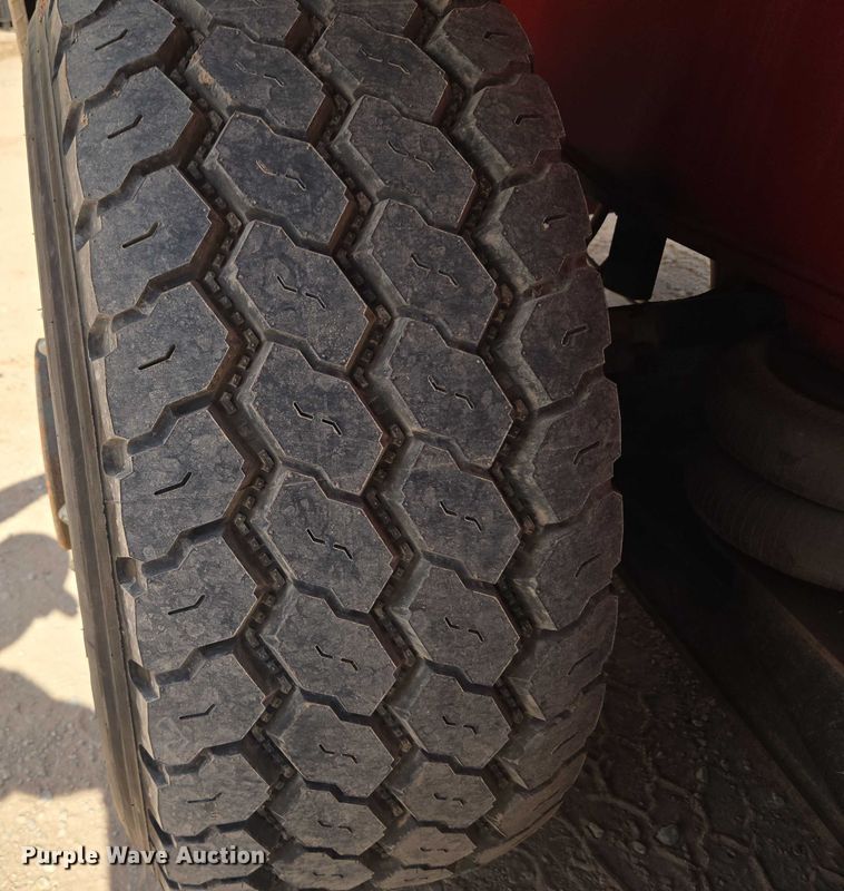 image for item EU3702 2005 Link-Belt HTT8690 crane