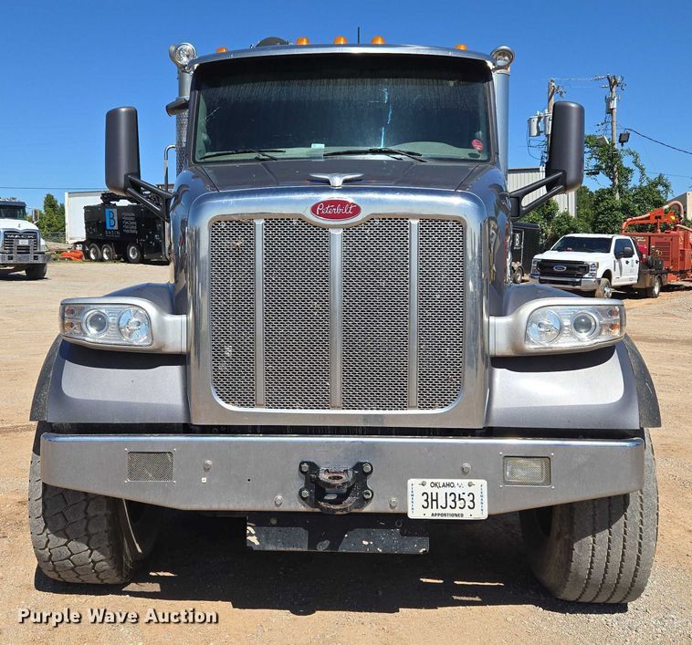 image for item EU3757 2017 Peterbilt 567 vacuum truck