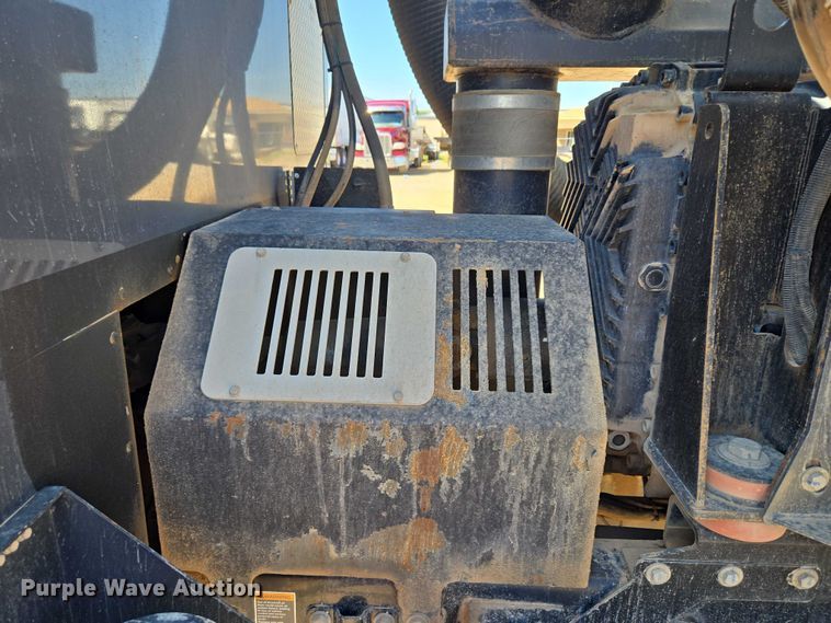 image for item EU3757 2017 Peterbilt 567 vacuum truck