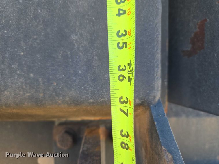 image for item EU3757 2017 Peterbilt 567 vacuum truck