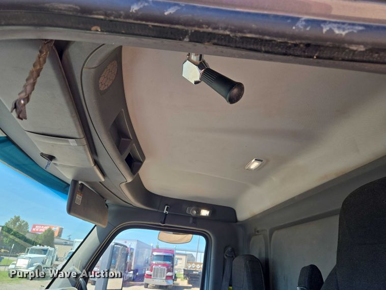 image for item EU3757 2017 Peterbilt 567 vacuum truck