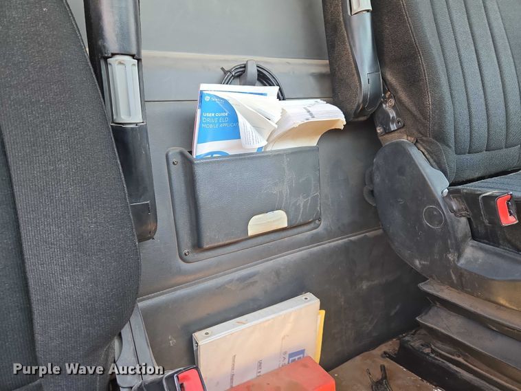 image for item EU3757 2017 Peterbilt 567 vacuum truck