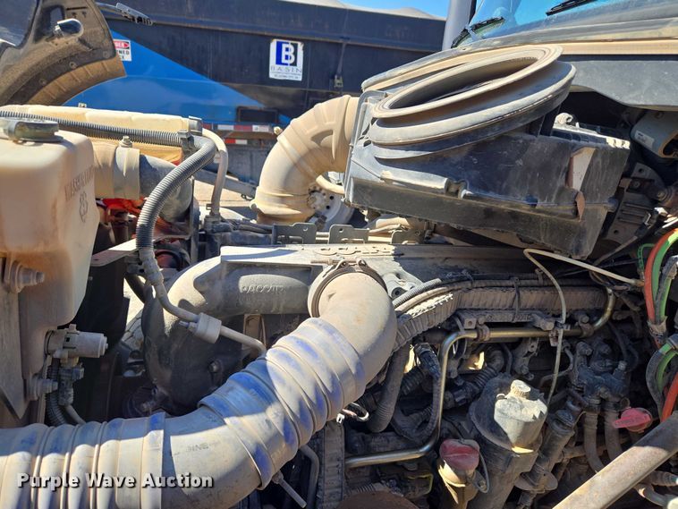 image for item EU3757 2017 Peterbilt 567 vacuum truck