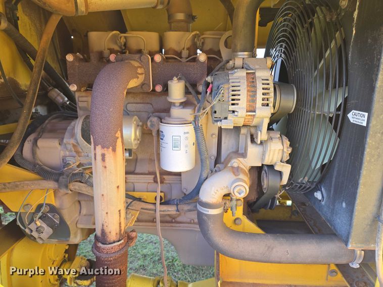 image for item EU3772 2006 Superior Broom DT80-C  broom