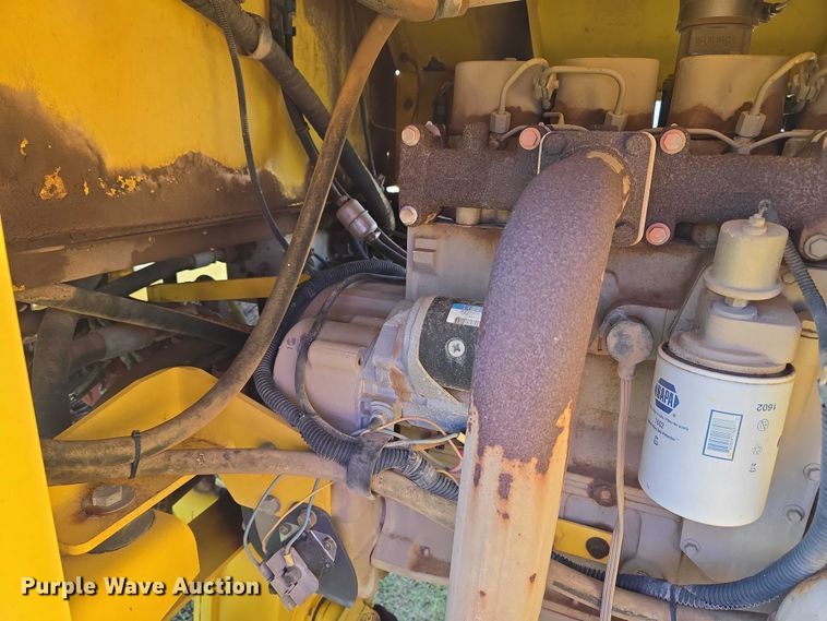 image for item EU3772 2006 Superior Broom DT80-C  broom