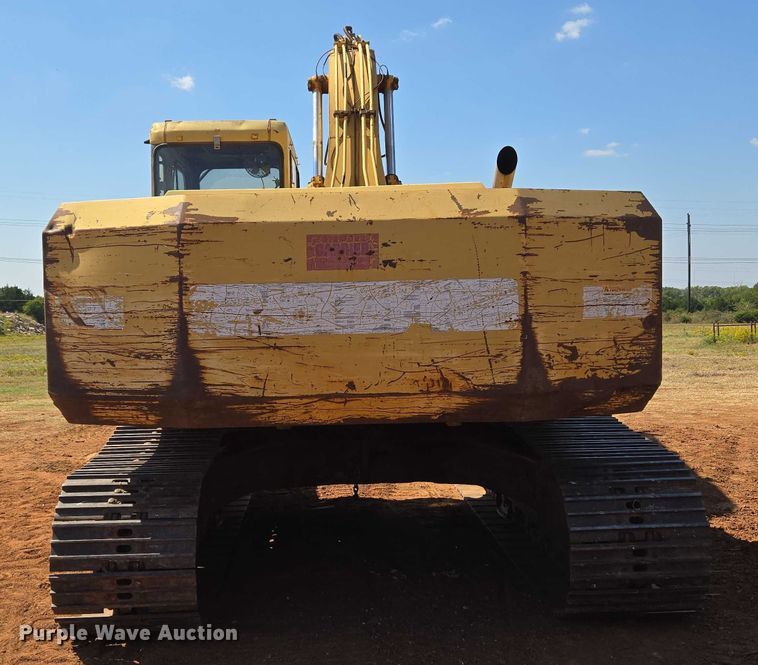 image for item EU3796 1994 John Deere 690E LC excavator