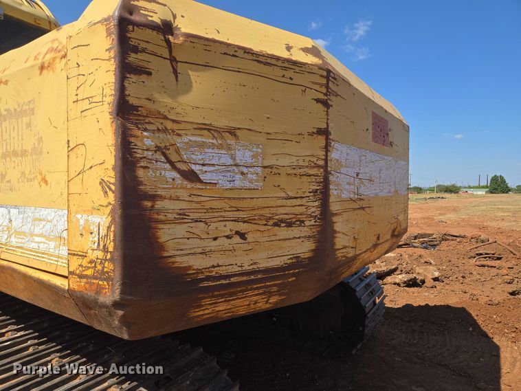 image for item EU3796 1994 John Deere 690E LC excavator