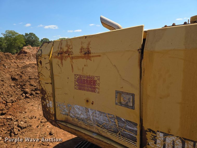 image for item EU3796 1994 John Deere 690E LC excavator