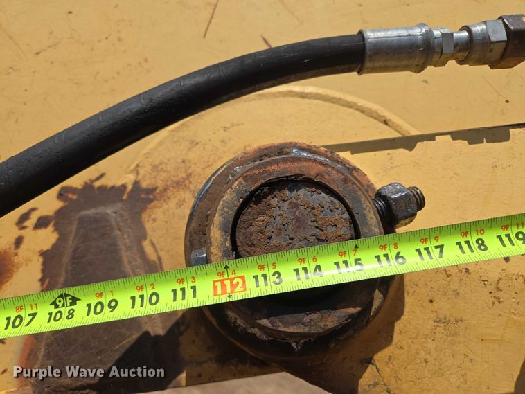 image for item EU3796 1994 John Deere 690E LC excavator