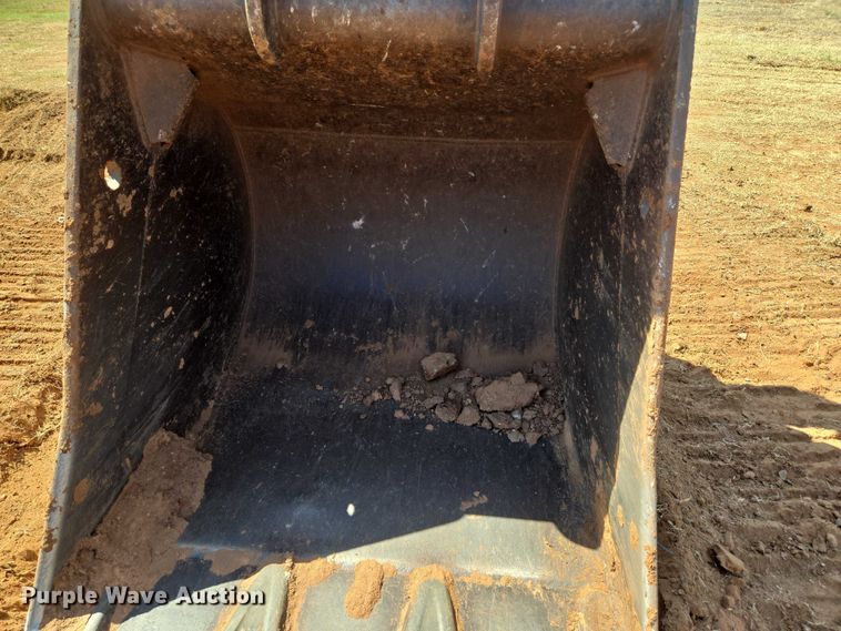 image for item EU3796 1994 John Deere 690E LC excavator