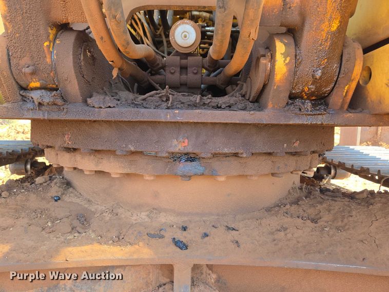 image for item EU3796 1994 John Deere 690E LC excavator