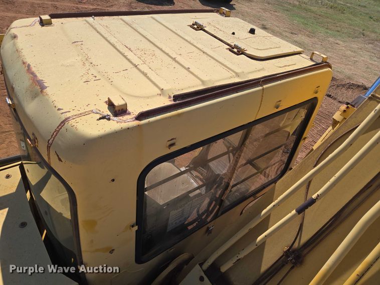 image for item EU3796 1994 John Deere 690E LC excavator