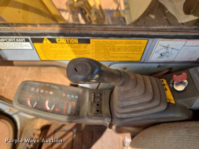 image for item EU3796 1994 John Deere 690E LC excavator