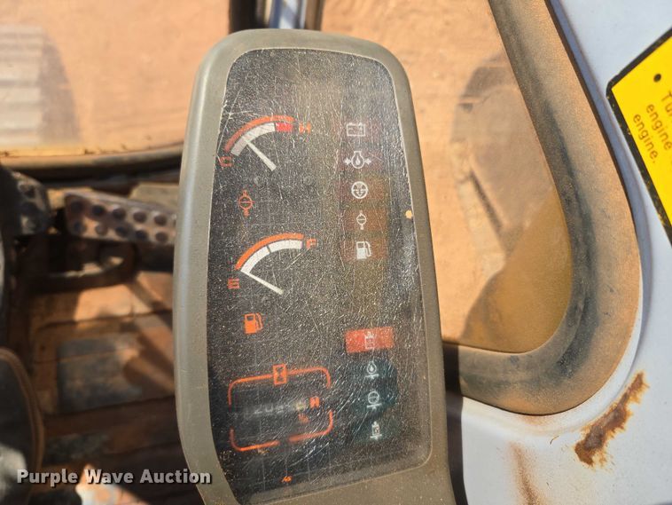 image for item EU3796 1994 John Deere 690E LC excavator