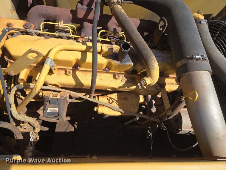 image for item EU3796 1994 John Deere 690E LC excavator