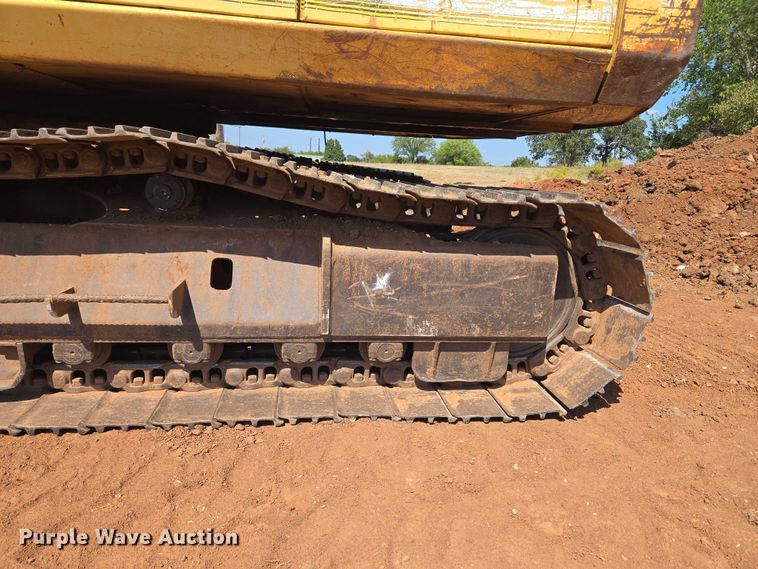 image for item EU3796 1994 John Deere 690E LC excavator
