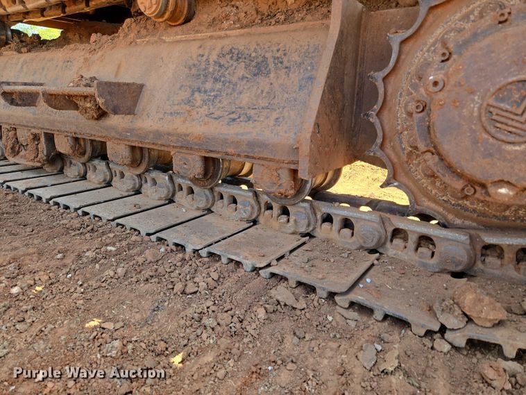 image for item EU3796 1994 John Deere 690E LC excavator