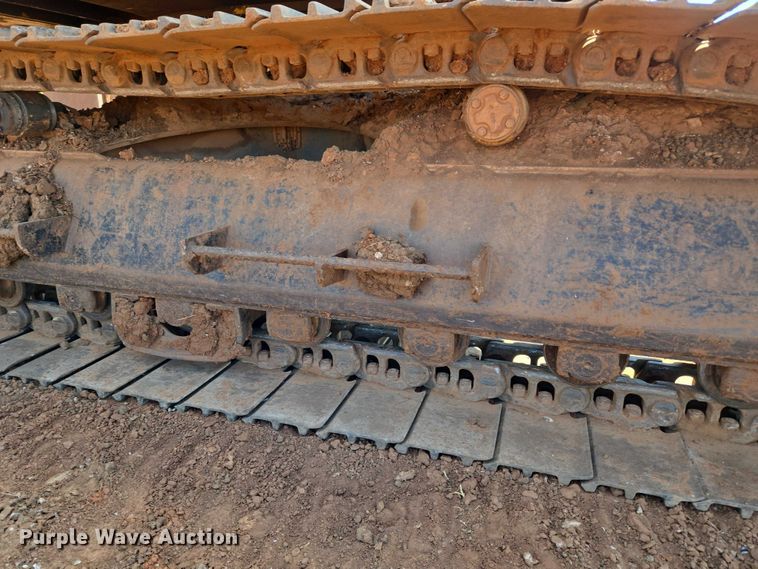 image for item EU3796 1994 John Deere 690E LC excavator