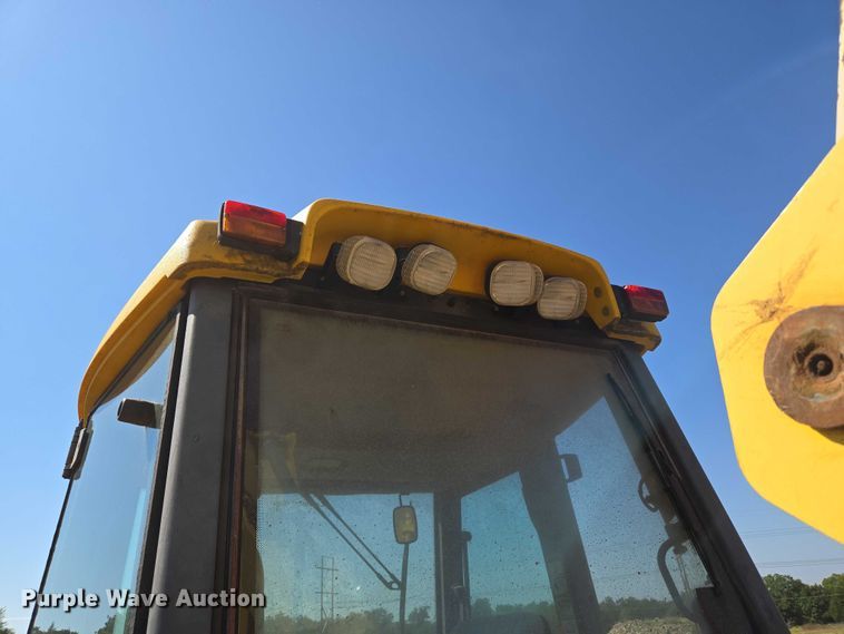 image for item EU3797 2005 New Holland LB75B backhoe