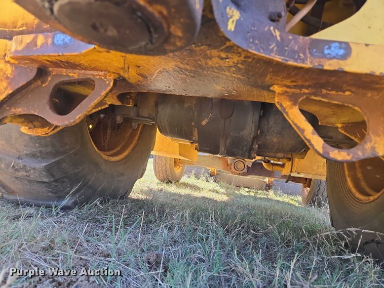 image for item EU3797 2005 New Holland LB75B backhoe