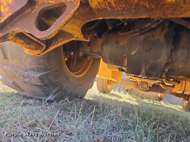 image for item EU3797 2005 New Holland LB75B backhoe