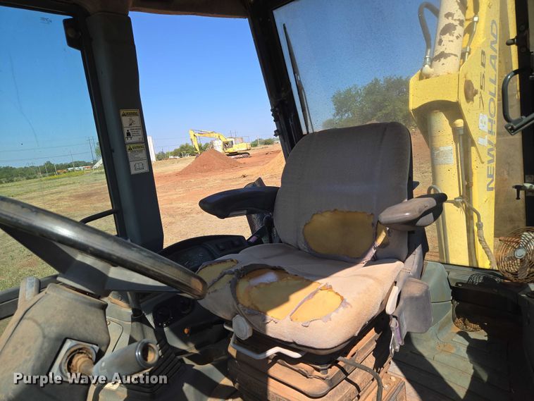 image for item EU3797 2005 New Holland LB75B backhoe