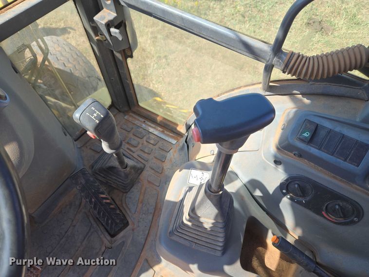image for item EU3797 2005 New Holland LB75B backhoe