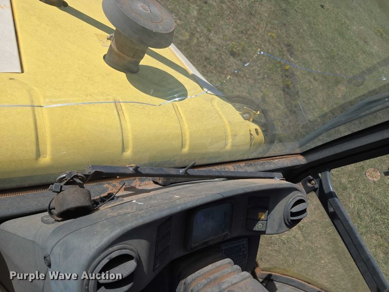 image for item EU3797 2005 New Holland LB75B backhoe