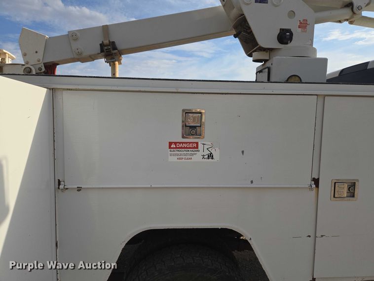 image for item EU3828 2015 RAM 5500 Crew Cab bucket truck