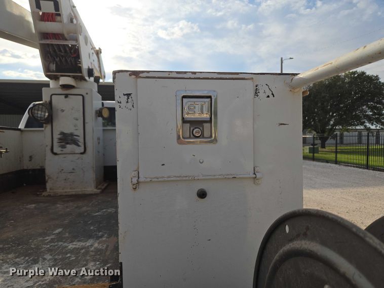 image for item EU3828 2015 RAM 5500 Crew Cab bucket truck