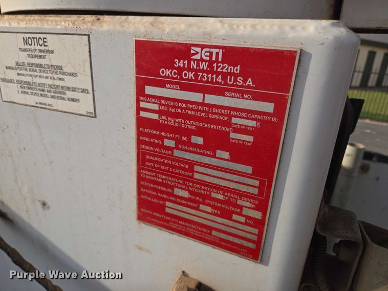 image for item EU3828 2015 RAM 5500 Crew Cab bucket truck