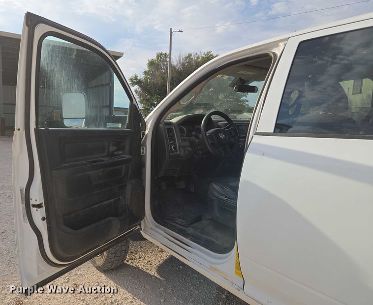 image for item EU3828 2015 RAM 5500 Crew Cab bucket truck